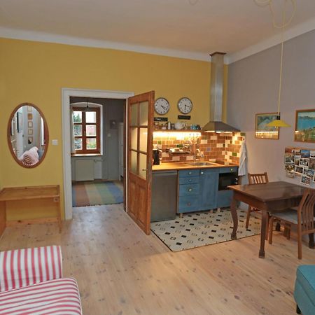Green Tree Apartment Печ Екстериор снимка